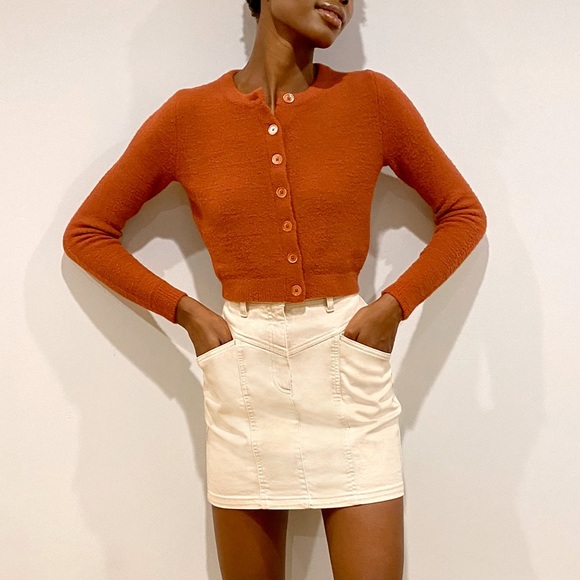 Aritzia Sweaters - Wilfred shrunken long sleeve